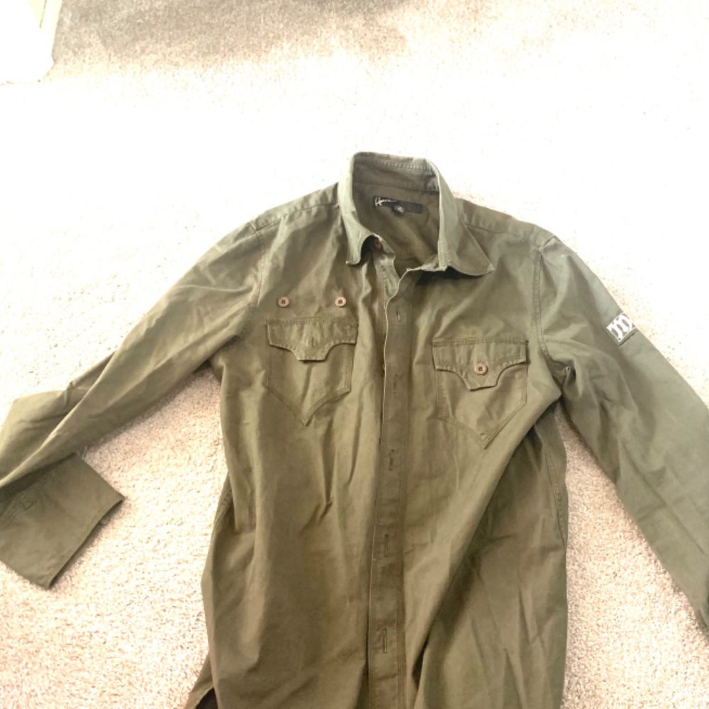 Howe army green shirt - Picture 2 of 5